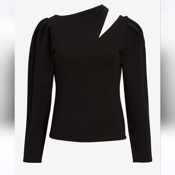 Elegant 🖤 cut out top - Picture 2 of 4